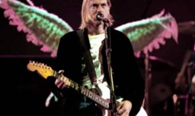 Pagaron 6 millones de dólares por una guitarra que Kurt Cobain utilizó en 1994