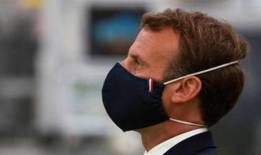 Macron dio positivo por coronavirus y se mantendrá en aislamiento durante siete días