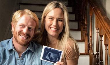 Murió la influencer Emily Mitchell: estaba embarazada de su quinto hijo