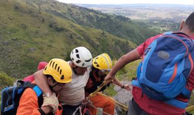 Cerro Champaquí: rescataron a un hombre que estaba perdido desde el jueves
