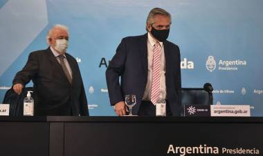Fernández le pidió la renuncia a Ginés González García por el escándalo con la "vacunación VIP"