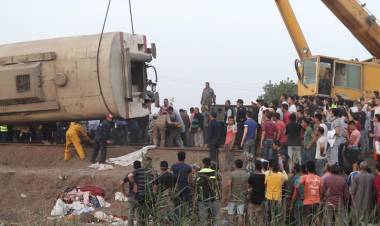 Un accidente ferroviario dejó al menos 11 muertos y casi un centenar de heridos en Egipto