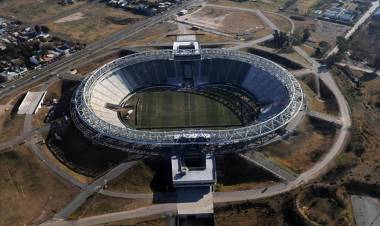 Conmebol inspeccionará el estadio de Estudiantes y el Único como posibles sedes