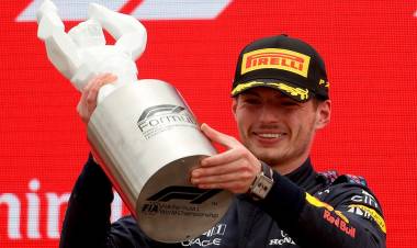 Verstappen pasó a Hamilton, ganó en Francia y amplió su ventaja en el Mundial de F1