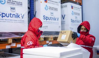 Comienza la distribución de más de 1,3 millones de dosis de Sinopharm y Sputnik V