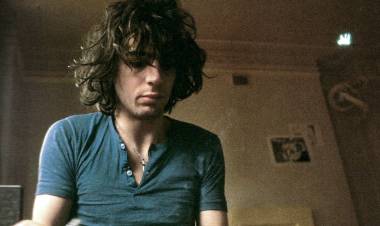A 15 años del adiós a Syd Barrett, el "diamante loco" que vio nacer a Pink Floyd
