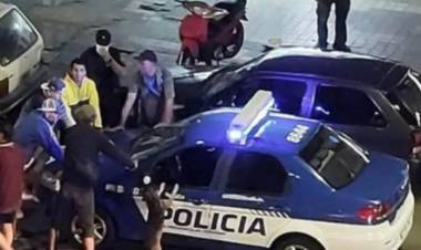 Córdoba: un perro imitó a cinco sospechosos durante un operativo y se hizo viral