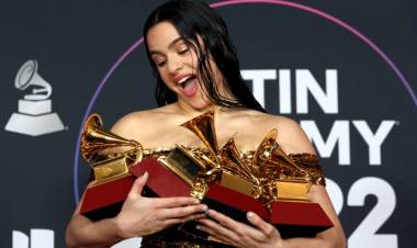 Con su "Motomami", Rosalía conquistó el mayor Grammy Latino: los ganadores en las principales categorías