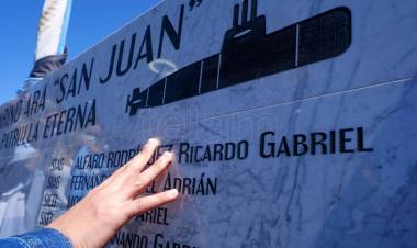 Ara San Juan: buscan que la Corte Suprema revise sobreseimiento a Macri por espionaje