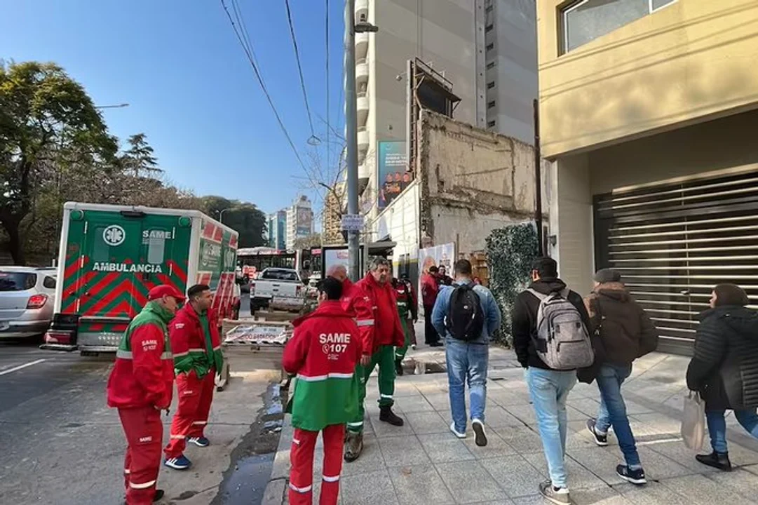 Pánico en Palermo: un hombre le disparó a la gente desde un balcón