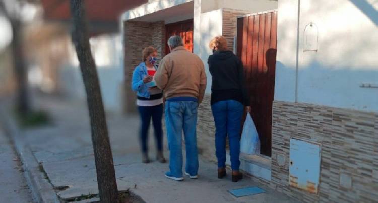 En Moldes, más de 60 voluntarios ayudan en la emergencia sanitaria