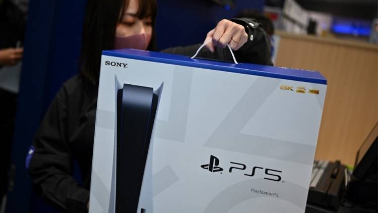 Llegó el día: sale a la venta la Playstation 5 y se desató la guerra de consolas