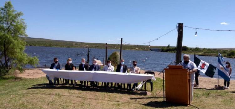 Firmaron los convenios para la habilitación de las presas Achiras y Las Lajas