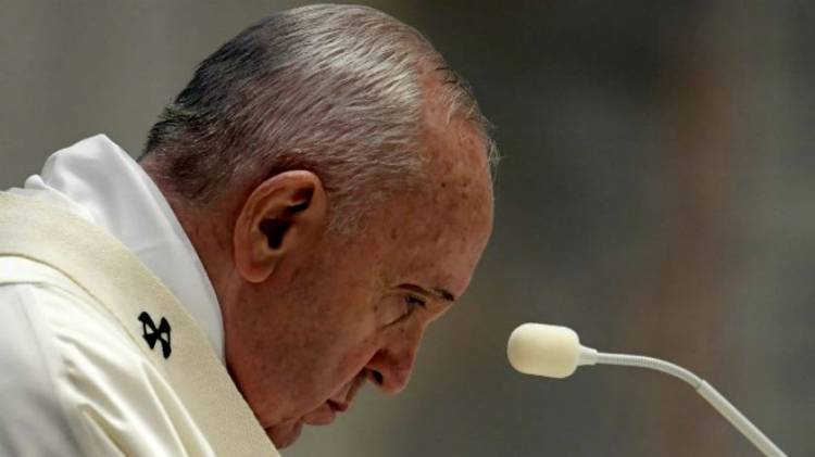 No, no ha habido un misterioso apagón en el Vaticano y no han detenido al Papa Francisco