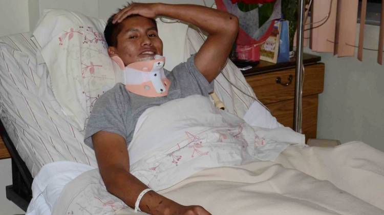 El micro en el que viajaba un sobreviviente de la tragedia de Chapecoense chocó y murieron 20 personas: él se salvó
