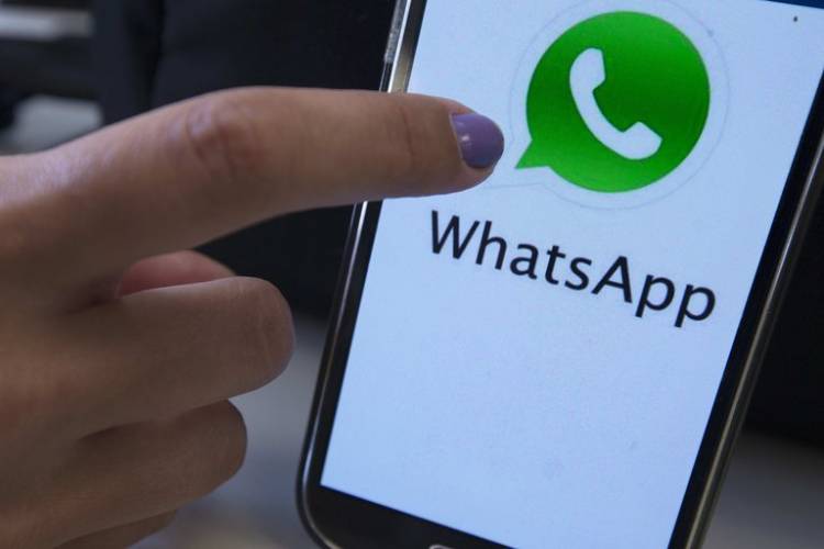 WhatsApp ampliará la activación de los mensajes temporales en los chats grupales