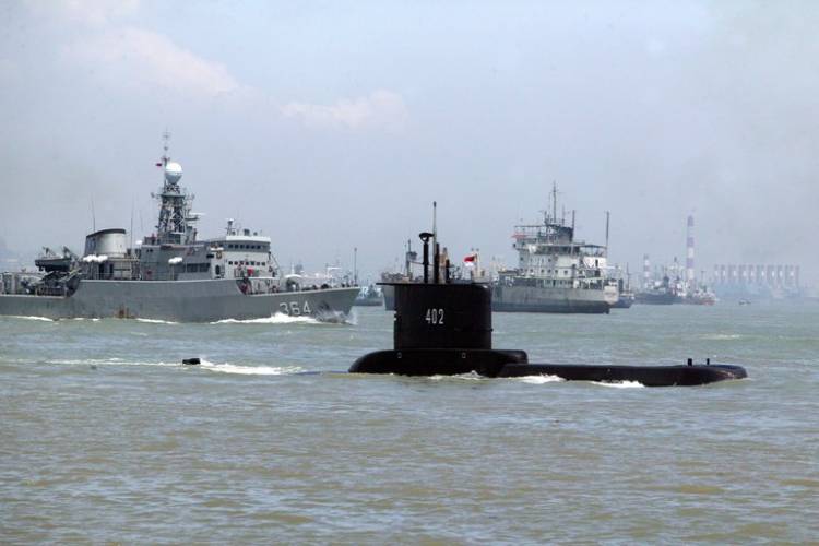 Indonesia informó que el submarino desaparecido en Bali naufragó: hallaron restos y aseguraron que no hay esperanza para las 53 personas a bordo