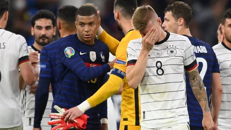 Francia superó a Alemania en su debut en la Eurocopa