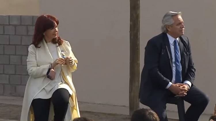 Cristina Kirchner y una contundente carta a Alberto: "Honre la voluntad del pueblo"