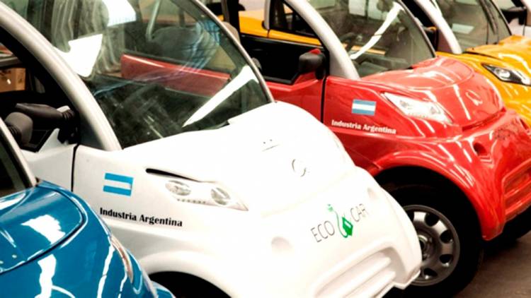 Proponen que a partir de 2041 todos los automóviles fabricados en Argentina sean eléctricos