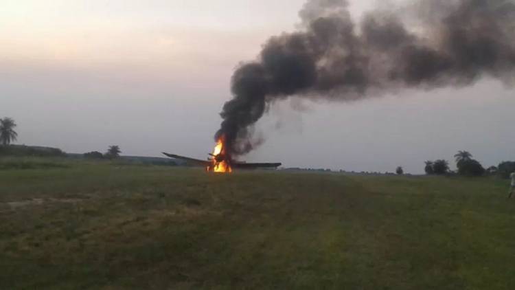 Se prendió fuego uno de los aviones que combate los incendios en Corrientes