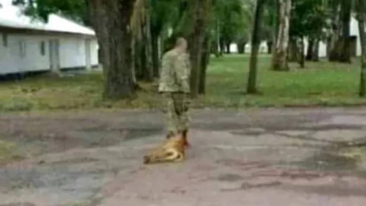 Hallaron muerto en un parque al militar acusado de matar a un perro