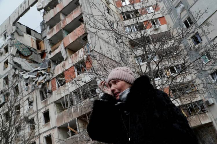 Rusia bombardeó un refugio que albergaba a más de 400 personas en Mariupol