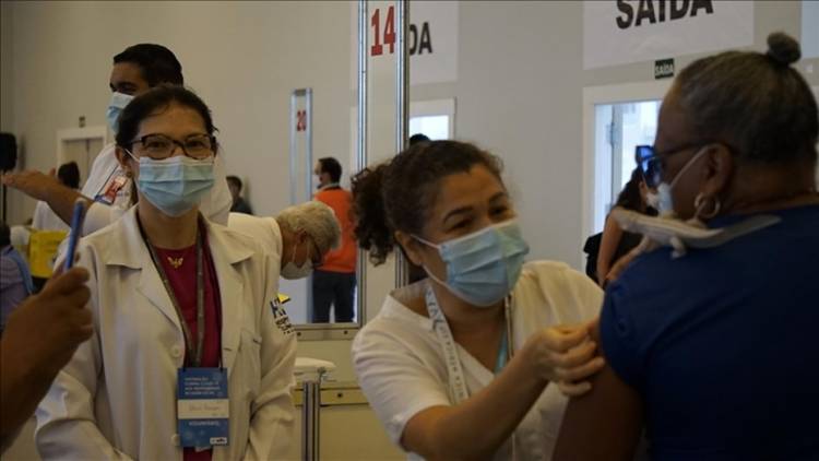 Brasil registra el primer caso de la variante Ómicron XE en América Latina