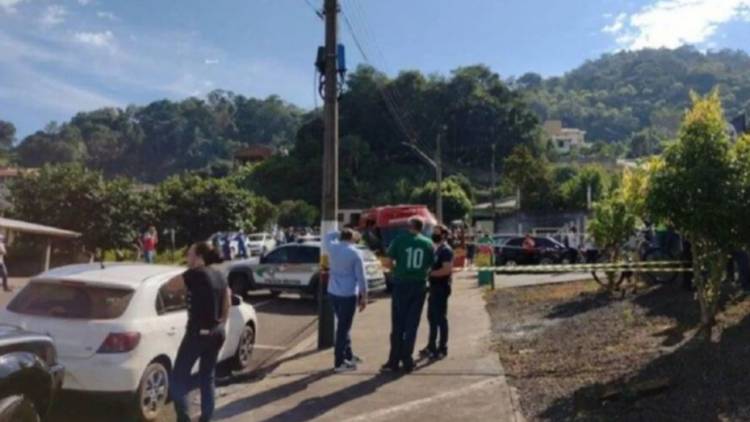 Conmoción en Brasil: alumno mató a una maestra e hirió a otras dos y a un compañero