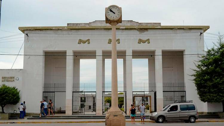 Identifican en una tumba NN de Rosario a un estudiante desaparecido durante la dictadura