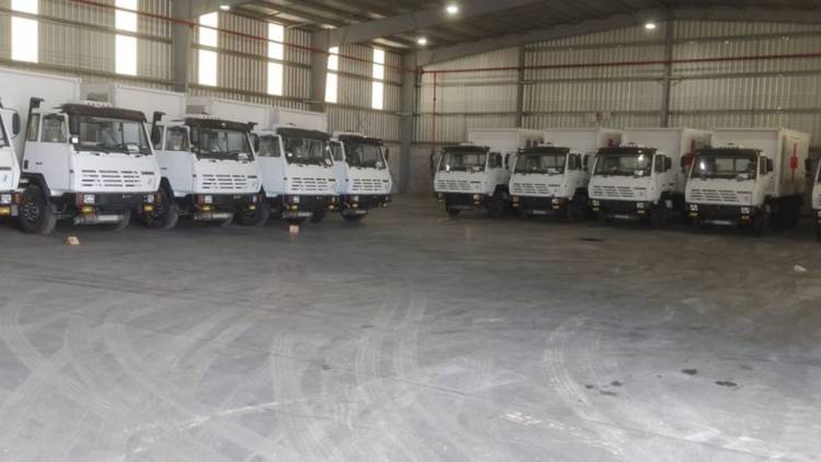China desmintió a Adorni y dijo que los camiones enviados no son para combatir el Covid