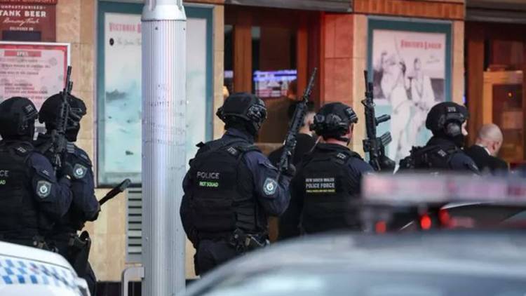 Al menos seis muertos por un ataque a puñaladas en un centro comercial de Sydney