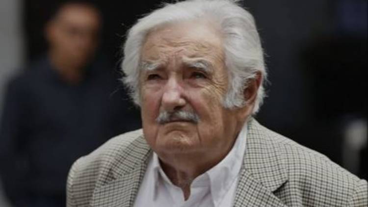 Pepe Mujica anunció que tiene un tumor en el esófago