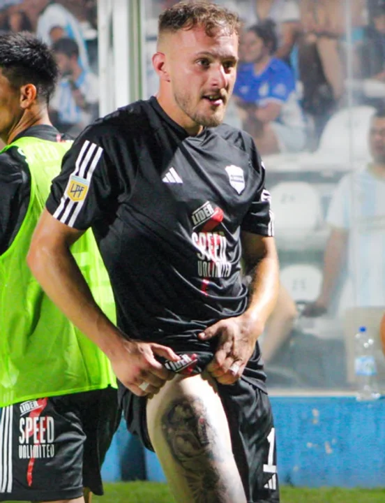 Riestra goleó a Atlético Tucumán como visitante y se prende a la pelea en la zona B