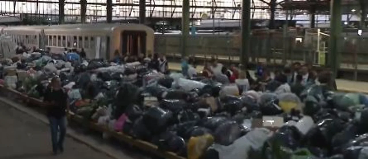 Con más de 1.200 toneladas de donaciones, llegó el tren solidario a Bahía Blanca