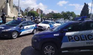 Se intoxicaron 27 policías federales en Rosario con comida en mal estado