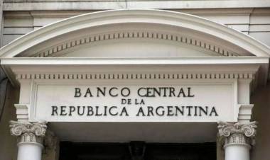 El Banco Central dijo que flexibilizará los controles cambiarios únicamente si no se pone en riesgo la baja de la inflación