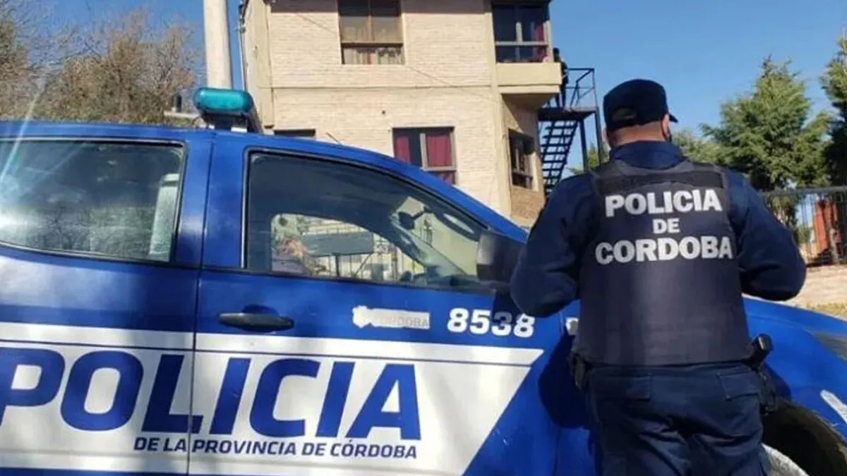 En su casa falsificaba pesos y dólares en barrio Santa Rosa: un detenido