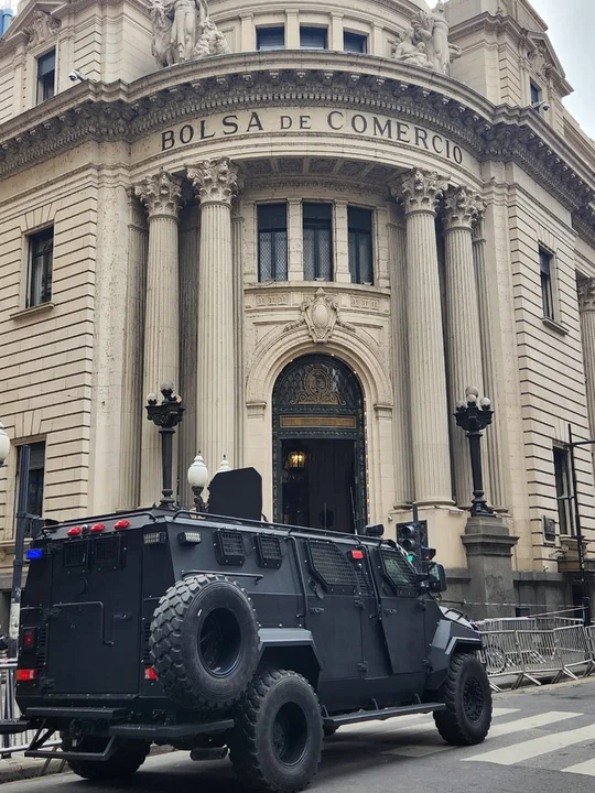 Amenaza de bomba en la Bolsa de Comercio de Rosario antes de la llegada de Milei