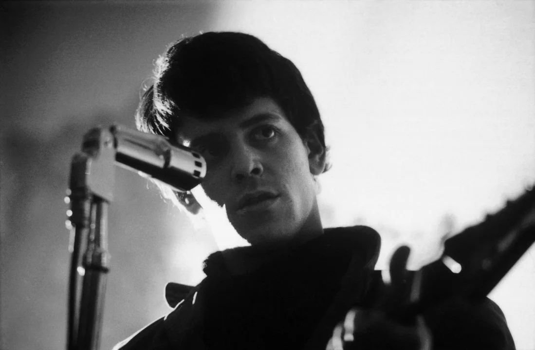 Lanzan un nuevo disco de Lou Reed que compila su obra previa a The Velvet Underground