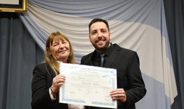 La UNRC sigue aportando profesionales: nuevos graduados recibieron sus diplomas