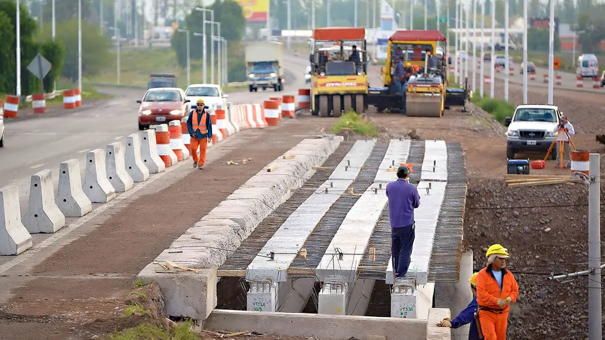 Obra pública: según la CAMARCO, se perdieron más de 100.000 empleos en el sector