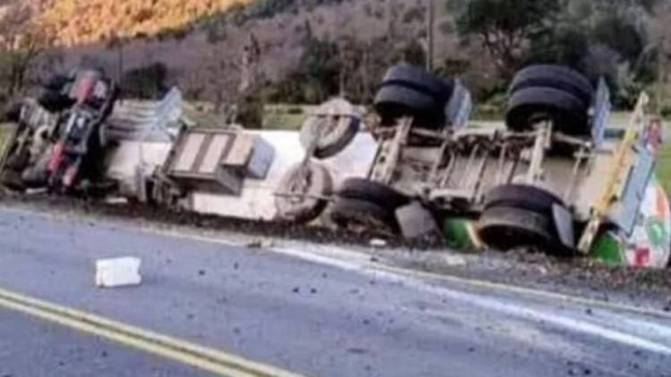 Tragedia en Chile: un camionero argentino murió al volcar en la ruta, otro intentó asistirlo y falleció de un paro cardíaco