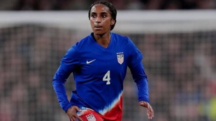 Naomi Girma se convirtió en el fichaje más caro de la historia del fútbol femenino