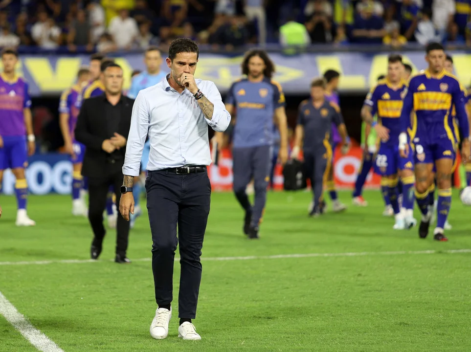 No tiene paz: mientras Fernando Gago se juega el puesto, un nuevo escándalo sacude al mundo Boca